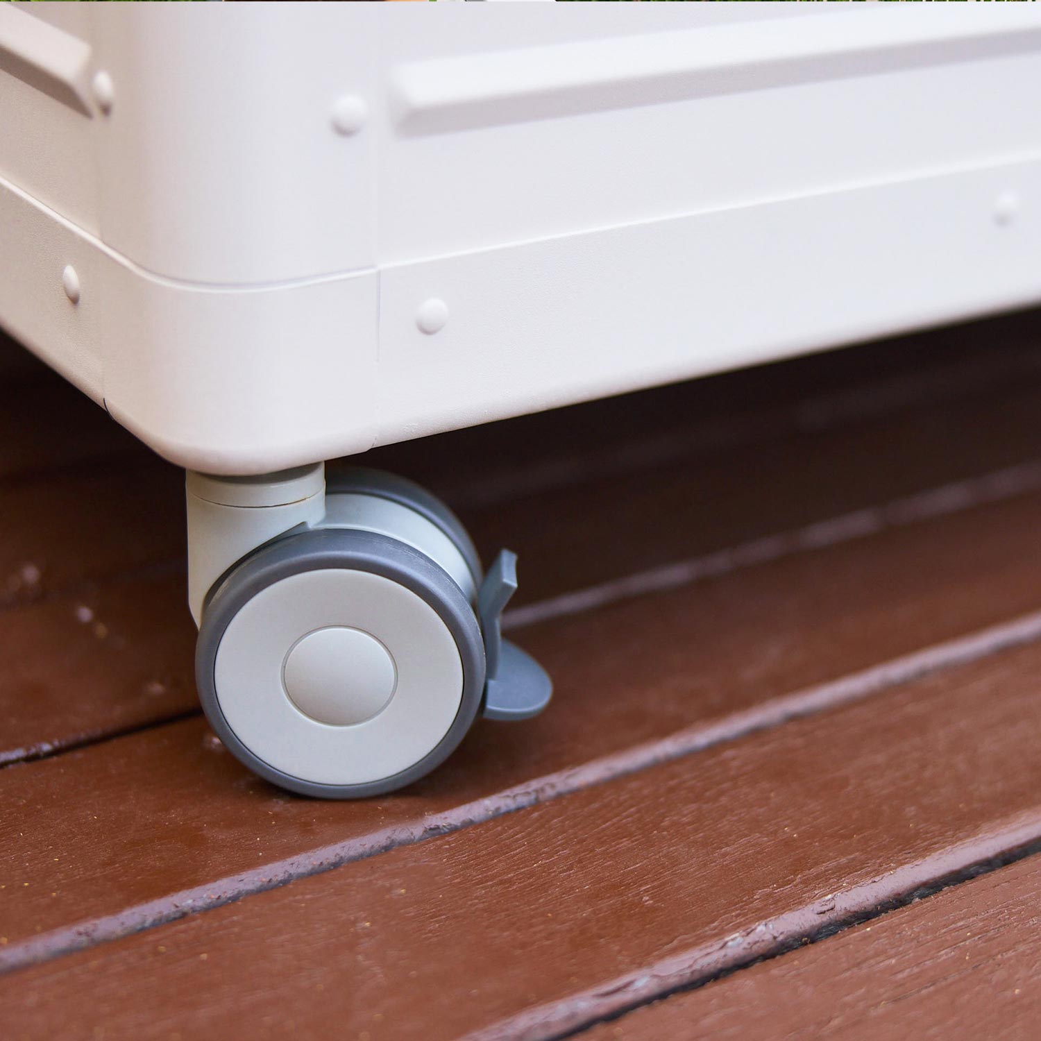 Mirador Outdoor Storage Series - Deck box horizon - 134 US Gallon - Latte