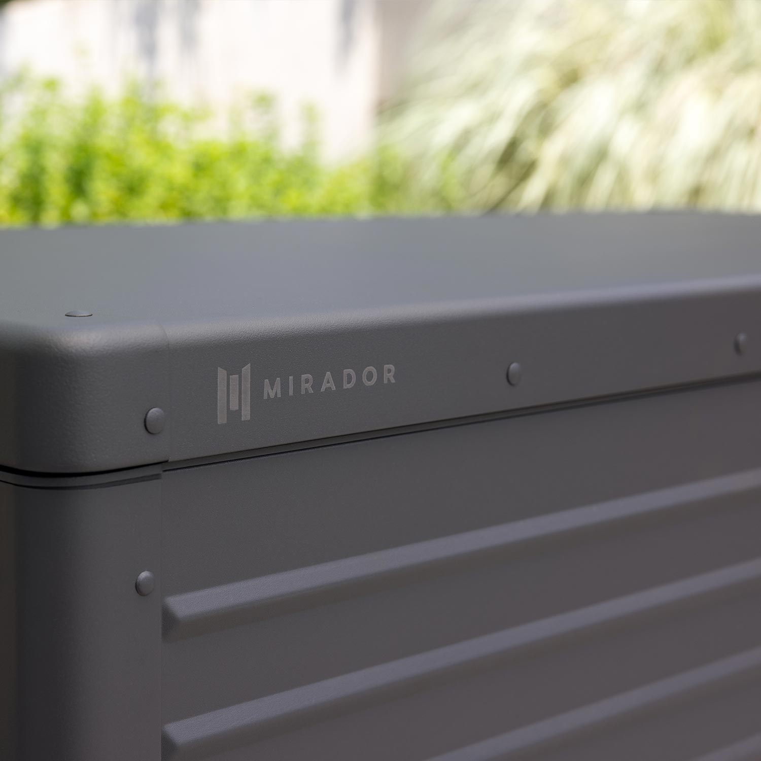 Mirador Outdoor Storage Series - Deck box horizon - 175 US Gallon