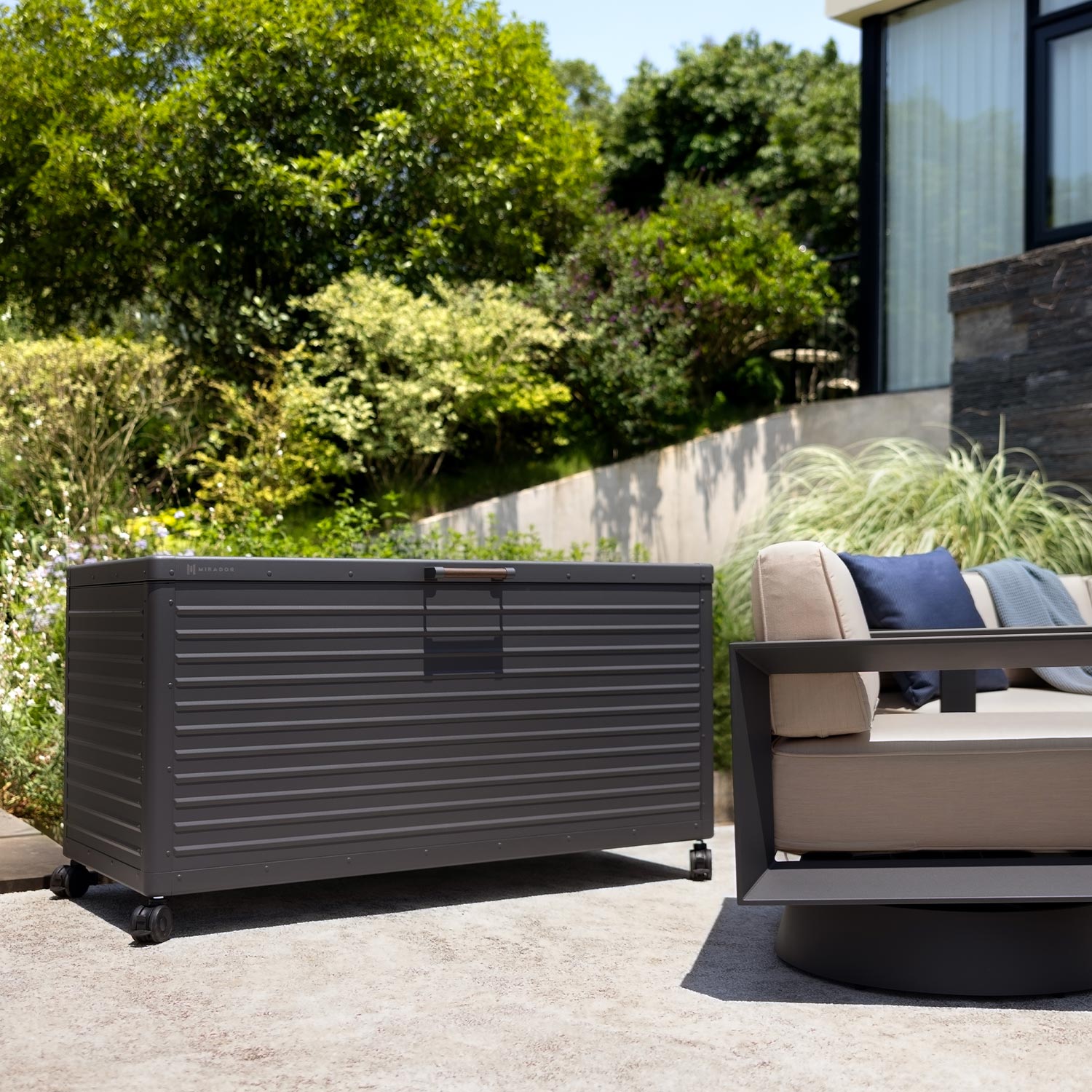 Mirador Outdoor Storage Series - Deck box horizon - 175 US Gallon